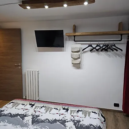 Maison Bonheur Apartman Villaret